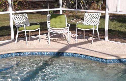 Port Charlotte House | Lovely 2BR/1.5BA house with lanai, private heated pool in quiet neighbourhood