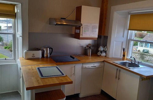 Rothesay Apartment | Lovely 3 bed apartment with a cottage feel.