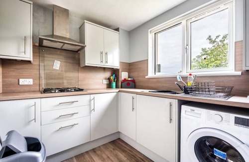 East Kilbride Apartment | Lovely 3 bed flat in E. Kilbride