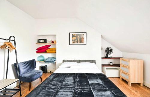 Harringay Apartment | Lovely 3 Bed for Families, Contractors, Relocation