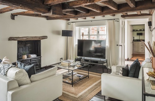 West Malling House | Lovely 3-Bed House in West Malling, kent