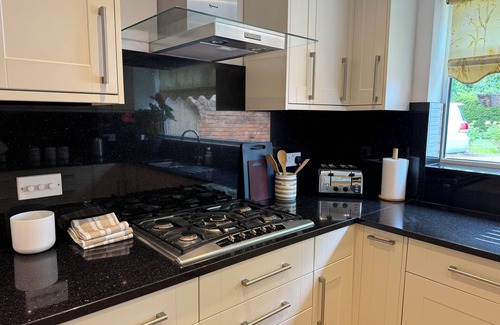 Datchet House | Lovely 3 bedroom house in Datchet