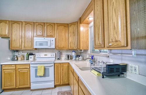 Longmont House | Lovely 3 Bedroom Ranch Style Home in the Heart of Longmont