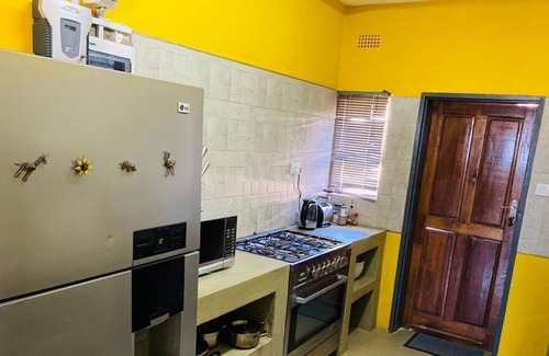 Bulawayo Apartment | Lovely 4 bedroomed home in Selbourne Brooke - 2036