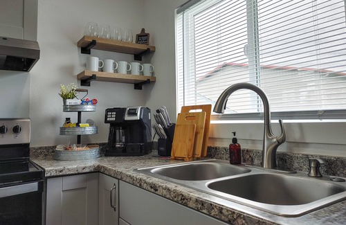 Westport Apartment | Lovely 4BR/Near Everything/All amenities/BBQ
