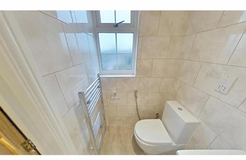 Langley Marish House | Lovely 6 bedroom house