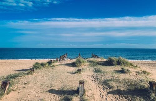 Caister-on-Sea Other | Lovely 8 Berth Caravan With Large Decking Area In Caister, Norfolk Ref 65055Eb