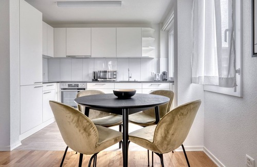 Altstetten Apartment | Lovely Altstetten 3 Room w/Storage & W/D, nr Local Market, by Blueground