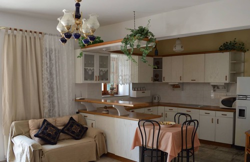 Mithimna House | Lovely and Quiet location at Molivos harbour