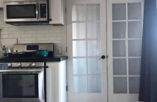 Almonte House | Lovely and Quiet suite with GORGEOUS VIEWS-10 min to Golden Gate Bridge