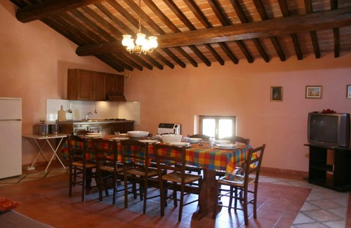Santarello Apartment | Lovely apartment for 10 people with WIFI, pool, TV and pets allowed