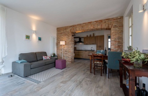 Costigliole d'Asti Apartment | Lovely apartment for 4 people with pool, A/C, WIFI, TV and terrace