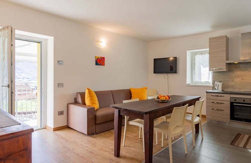 Novate Mezzola Apartment | Lovely apartment for 5 people with WIFI, TV and balcony