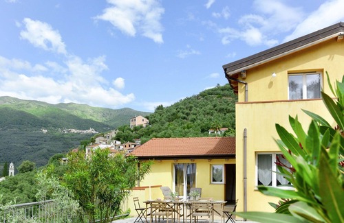 Pantasina Apartment | Lovely apartment for 6 guests with pool, TV, patio, pets allowed and panoramic view