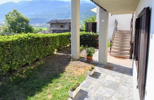 Sarre Apartment | Lovely apartment for 3 guests with TV, pets allowed and parking