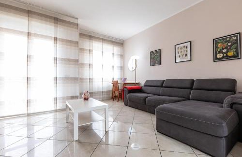 Milan Apartment | Lovely apartment 15m from Duomo M1