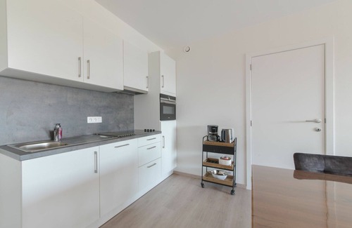 Blankenberge Apartment | Lovely apartment for 4 people with WIFI, pool, TV and balcony