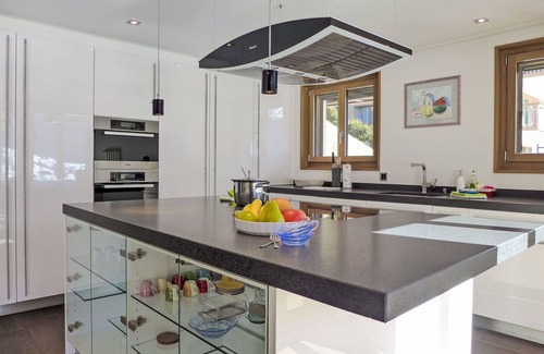 Grindelwald Apartment | Lovely apartment for 4 people with WIFI, TV and balcony