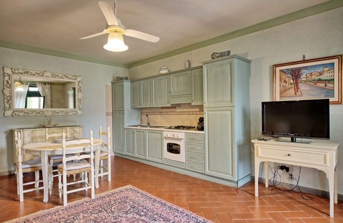 Montespertoli Apartment | Lovely apartment for 4 guests with pool, WIFI and TV
