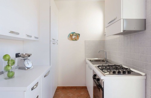 Marina di Pietrasanta Apartment | Lovely apartment for 6 people with TV, balcony and pets allowed