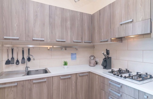 Porto Pozzo Apartment | Lovely apartment for 4 guests with A/C, pool, WIFI, terrace and pets allowed