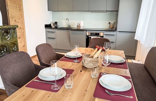 Paß Thurn Apartment | Lovely apartment for 4 people with WIFI, TV, terrace and panoramic view