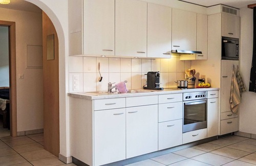 Kandersteg Apartment | Lovely apartment for 4 people with WIFI, TV, balcony, pets allowed and panoramic view