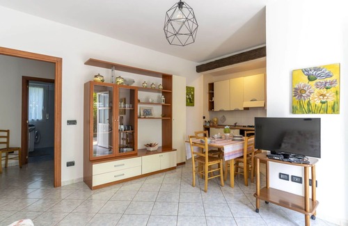 Gazzelli Apartment | Lovely apartment for 4 guests with WIFI, pool, balcony, pets allowed and panoramic view