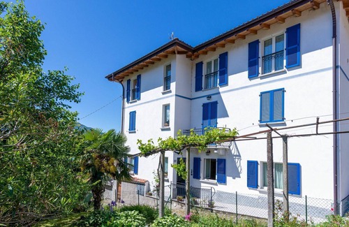 Gera Lario Apartment | Lovely apartment for 4 guests with WIFI, TV, balcony and pets allowed