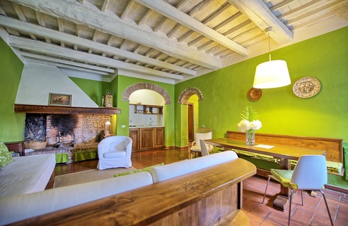 Montegufoni Other | Lovely apartment for 4 people with WIFI, pool and parking