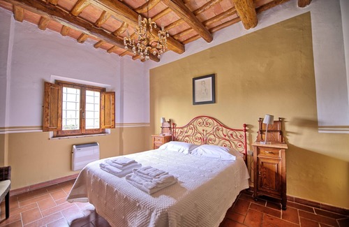 Montegufoni Other | Lovely apartment for 4 people with WIFI, pool and parking