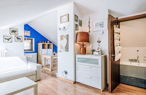 Alba Apartment | Lovely apartment for 2 people with WIFI, TV, panoramic view and parking