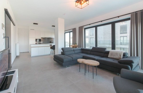 Ostend Apartment | Lovely apartment for 4 guests with WIFI, TV and balcony