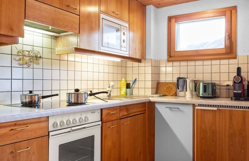 Graechen Apartment | Lovely apartment for 4 people with WIFI, TV, patio and pets allowed