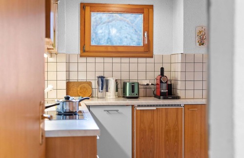 Graechen Apartment | Lovely apartment for 4 people with WIFI, TV, patio and pets allowed