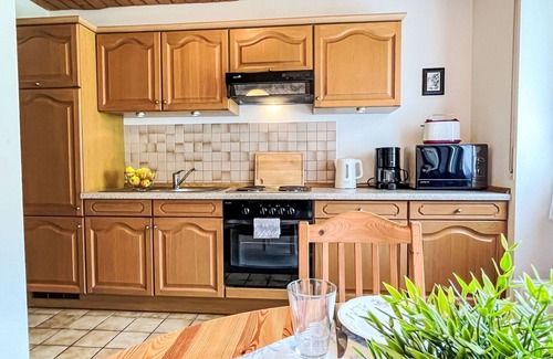 Aftersteg Apartment | Lovely apartment for 4 people with WIFI, TV, balcony and parking