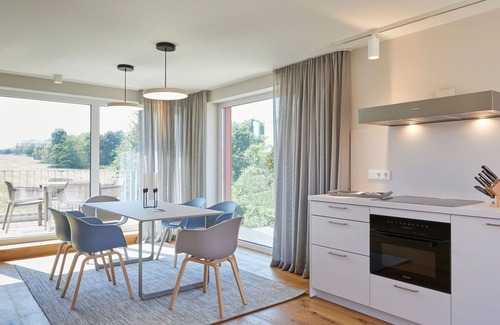 Hohen Wieschendorf Apartment | Lovely apartment for 4 guests with WIFI, TV, terrace, pets allowed, panoramic view and parking