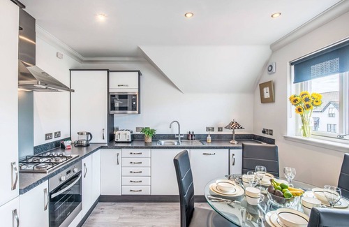 Forres Apartment | Lovely apartment for 4 people with WIFI, TV and patio