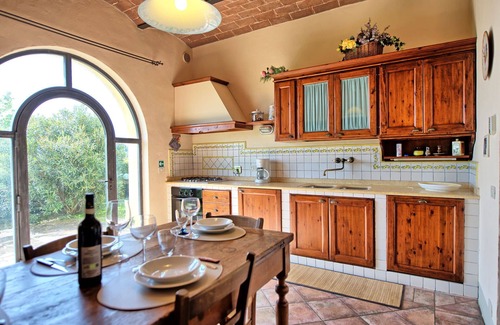 Tavarnelle Val di Pesa Apartment | Lovely apartment for 4 guests with A/C, WIFI, pool and panoramic view, close to Greve In Chianti