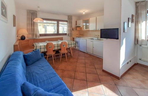 Alba Apartment | Lovely apartment for 4 guests with TV and pets allowed