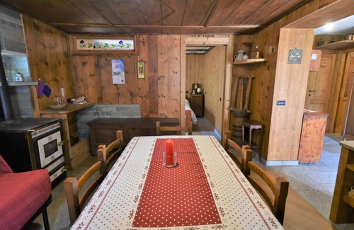 Fraccia Apartment | Lovely apartment for 4 people with WIFI, TV and pets allowed