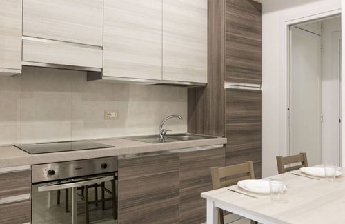 Garbatella Apartment | Lovely apartment for 4 people with A/C, WIFI and TV