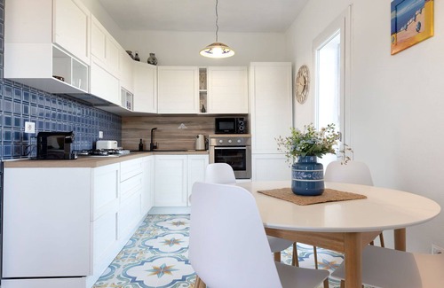 Eden Beach Apartment | Lovely apartment for 5 people with A/C, TV and patio