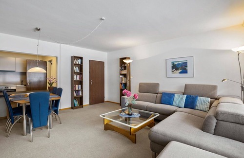 Parpan Apartment | Lovely apartment for 6 people with WIFI, TV and balcony