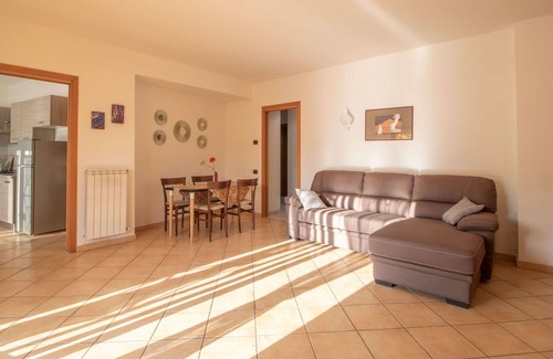 Formia Apartment | Lovely apartment for 6 people with A/C, WIFI, TV, terrace, pets allowed and parking