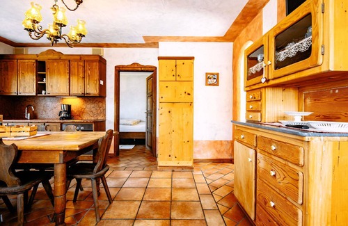 Coredo Apartment | Lovely apartment for 6 guests with WIFI, TV, terrace, pets allowed and parking