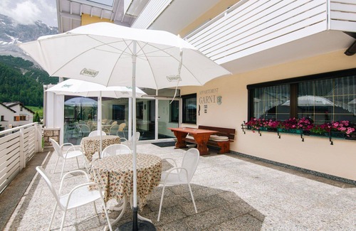 Solda Apartment | Lovely apartment for 6 guests with WIFI, TV, terrace, pets allowed, panoramic view and parking
