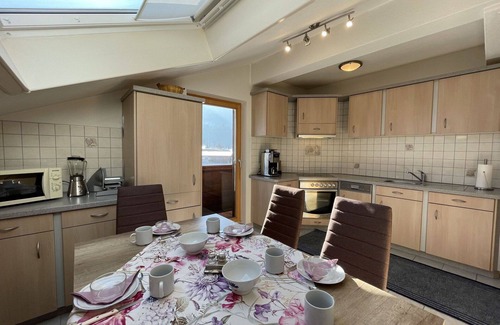 Bad Haering Apartment | Lovely apartment for 6 people with WIFI, TV, terrace and panoramic view