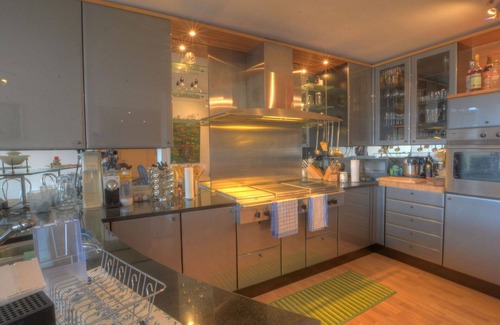 Ayent Apartment | Lovely apartment for 8 guests with hot tub, TV and balcony
