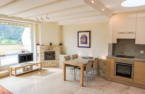 Leukerbad Apartment | Lovely apartment for 4 guests with WIFI, TV and terrace